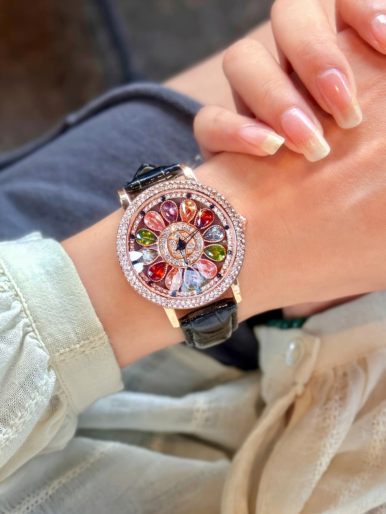 Fashionable, And Luxurious Women'S Watch