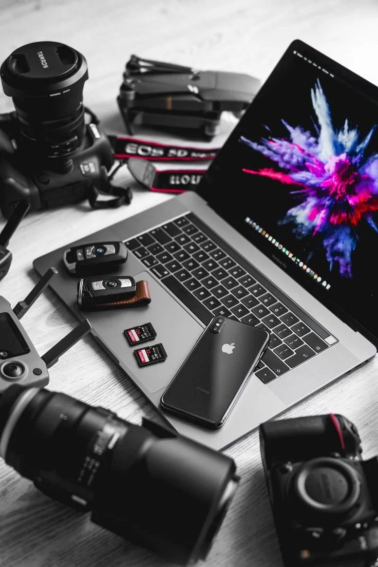 Tech gadgets Accessories